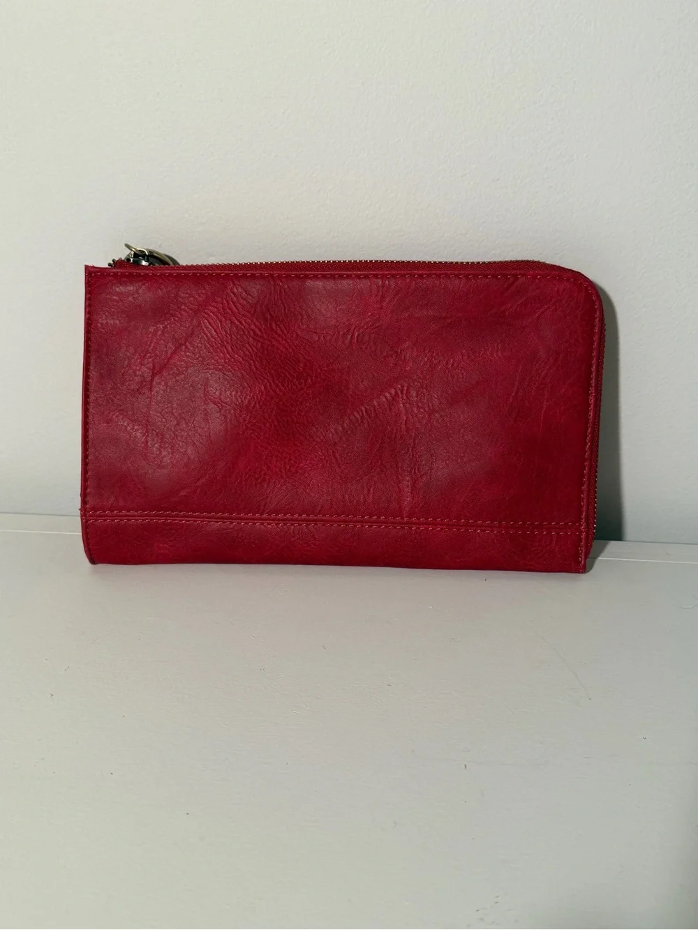 JOY Susan Brand Red Vegan Leather Convertible Crossbody Wallet/Wristlet. NWOT